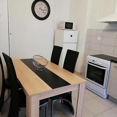 別荘 La Belle Vallee Maison Independante 80m2 A 12 Min Du Puy Du Fou Treize-Vents