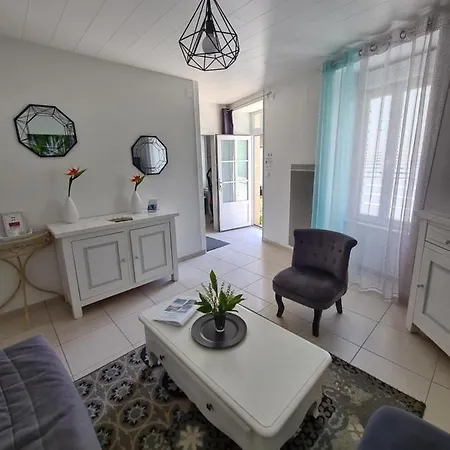 別荘 La Belle Vallee Maison Independante 80m2 A 12 Min Du Puy Du Fou *