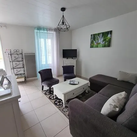 La Belle Vallée Maison Indépendante 80m2, 2 à 10 Min Du Puy Du Fou Сasa de vacaciones *