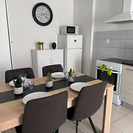 Holiday home La Belle Vallee Maison Independante 80m2 A 12 Min Du Puy Du Fou